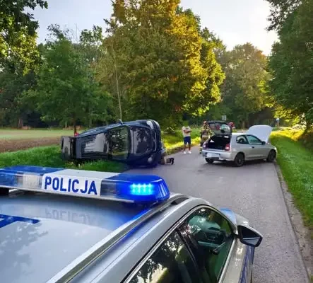 Zablokowana droga Witki-Sępopol po zdarzeniu drogowym. Ruch już przywrócony
