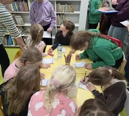 Noc Bibliotek 2026: detektywistyczne zagadki i 100-lecie Kubusia Puchatka